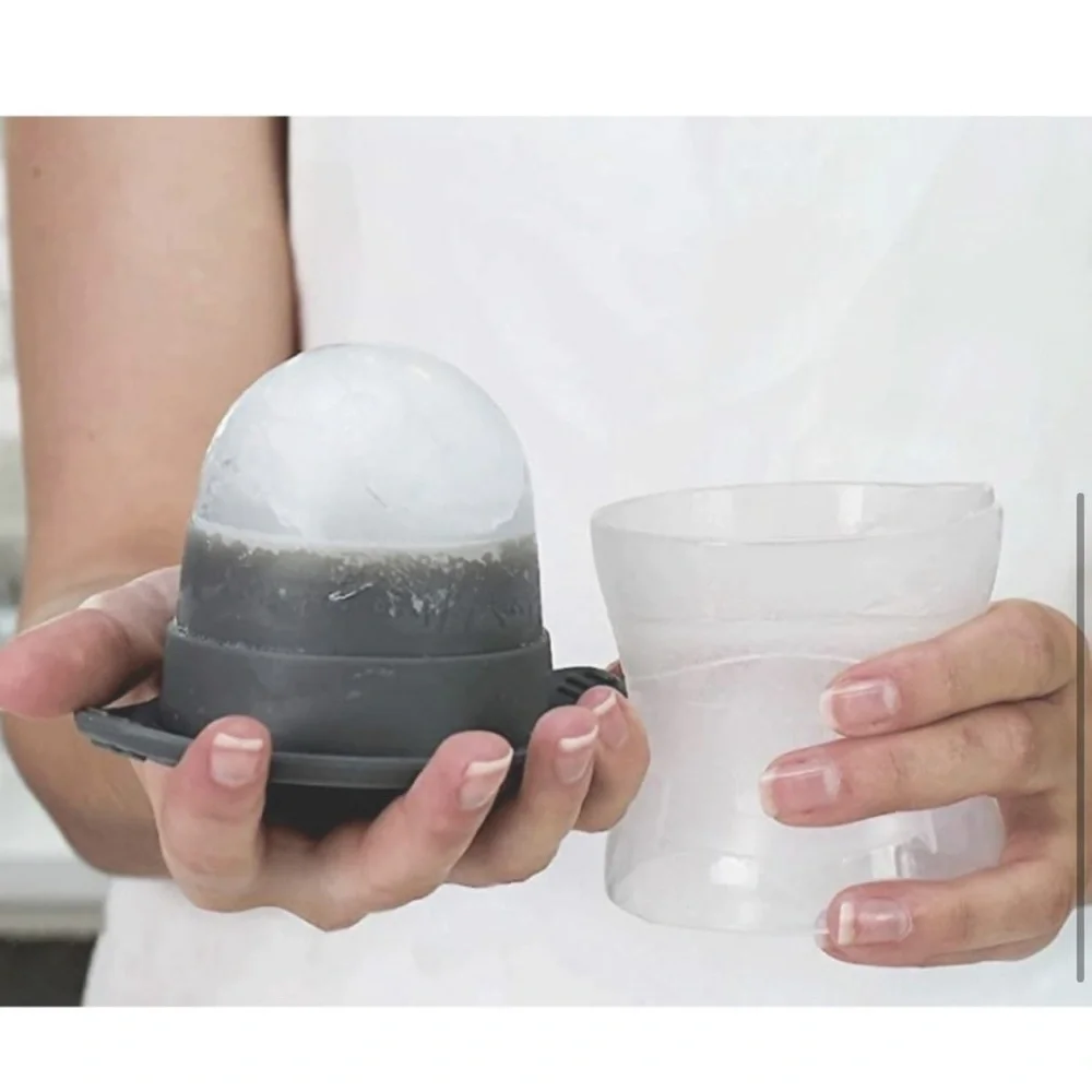 NWT Tovolo ice sphere molds